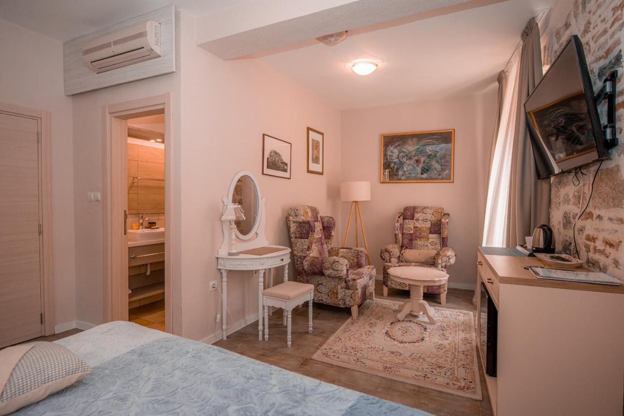 Gostinjska kuća Antika 4*